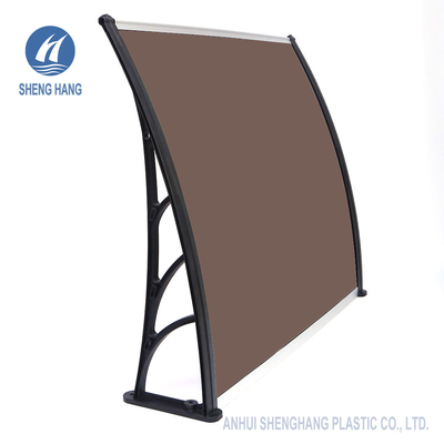 Brown curvou o toldo do policarbonato com metal suporta bens impermeáveis